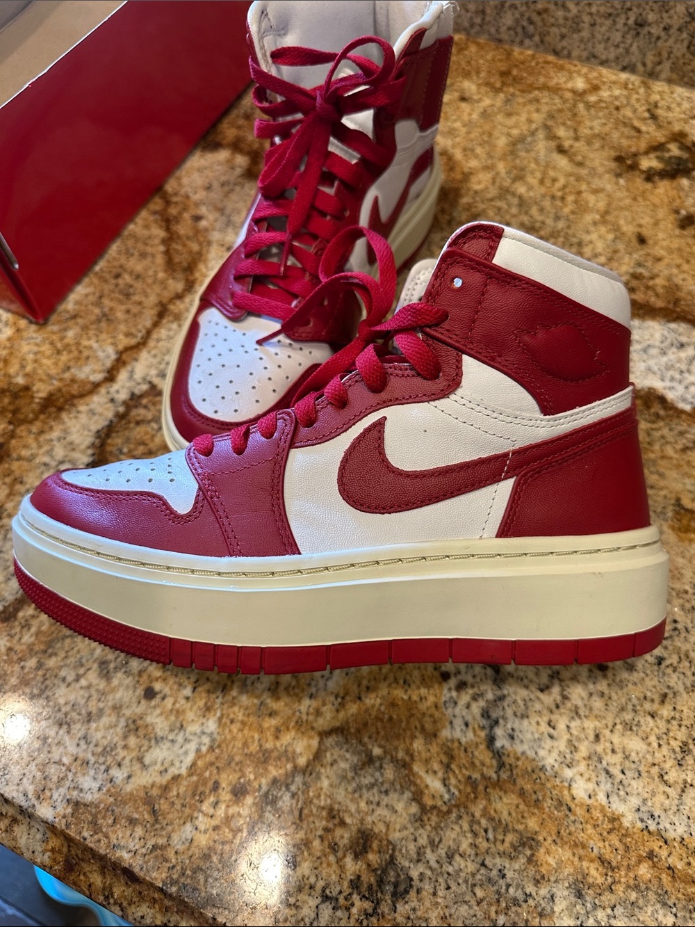Jordan Air Jordan 1 Elevate High Varsity Red Sneakers Like New - Picture 4 of 7